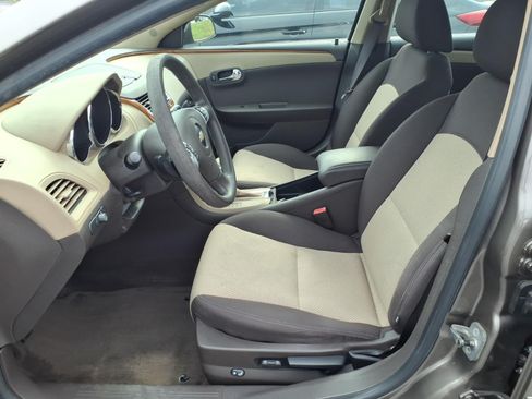 Used 2010 Chevrolet Malibu LT w/ Power Convenience Package FWD image 6