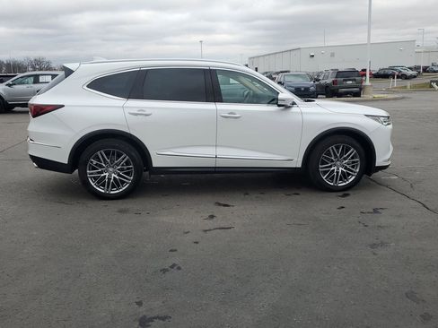 Certified 2022 Acura MDX SH-AWD w/ Advance Package image 9