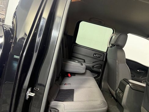 Used 2025 Nissan Frontier SV w/ SV Convenience Package RWD image 26