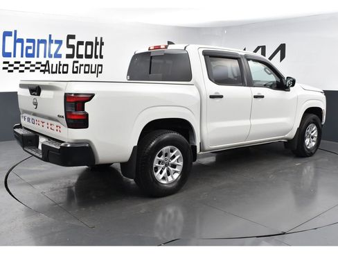 Used 2025 Nissan Frontier S image 5