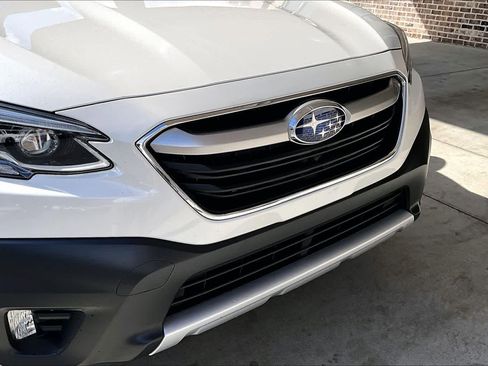 Used 2021 Subaru Outback Touring w/ Popular Package #2 image 29