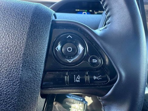 Certified 2022 Toyota Prius Prime XLE image 19