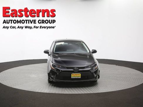 Used 2025 Toyota Corolla LE FWD image 50