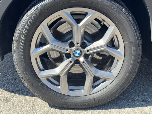 Used 2021 BMW X3 xDrive30i w/ Premium Package image 9