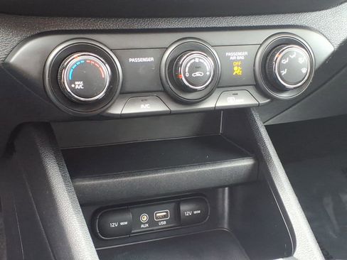 Used 2020 Kia Forte LXS image 13