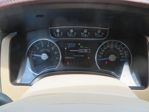 Used 2013 Ford F150 King Ranch w/ King Ranch Luxury Pkg AWD/4WD image 21