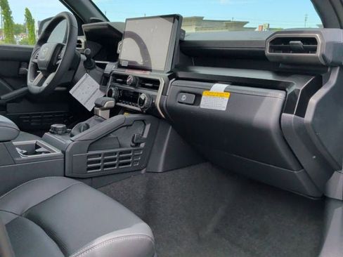 New 2026 Toyota 4Runner Limited AWD/4WD image 29