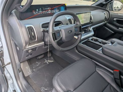 New 2026 Ford Expedition Max Platinum AWD/4WD image 10