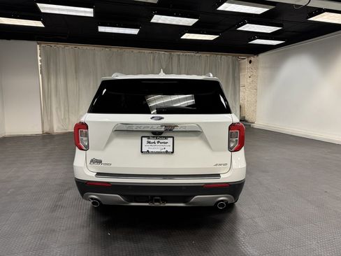 Used 2021 Ford Explorer Limited w/ Equipment Group 301A image 4