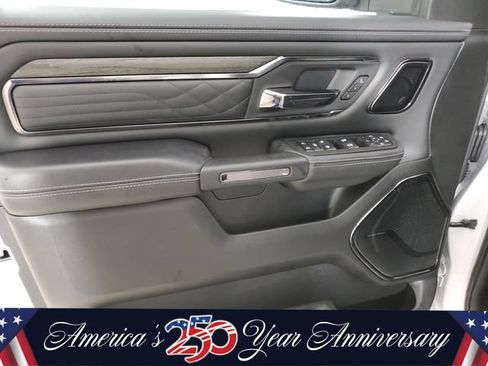 Used 2025 RAM 1500 Limited AWD/4WD image 19