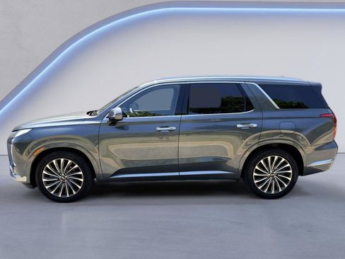 Used 2023 Hyundai Palisade Calligraphy AWD/4WD image 2