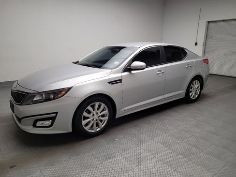 Used 2015 Kia Optima EX image 2