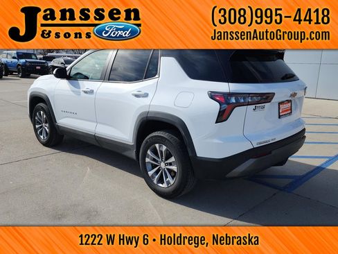 Used 2025 Chevrolet Equinox LT image 14