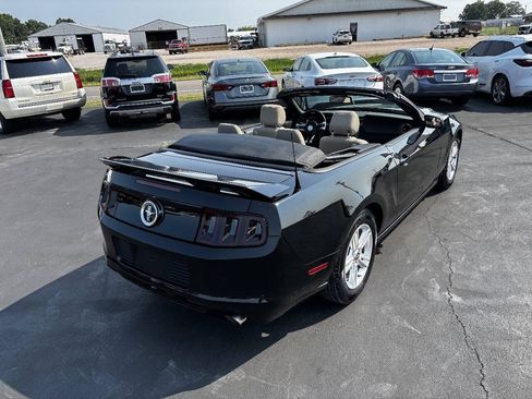Used 2014 Ford Mustang Convertible w/ Equipment Group 102A RWD image 13