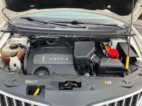 Used 2013 Lincoln MKX AWD image 24