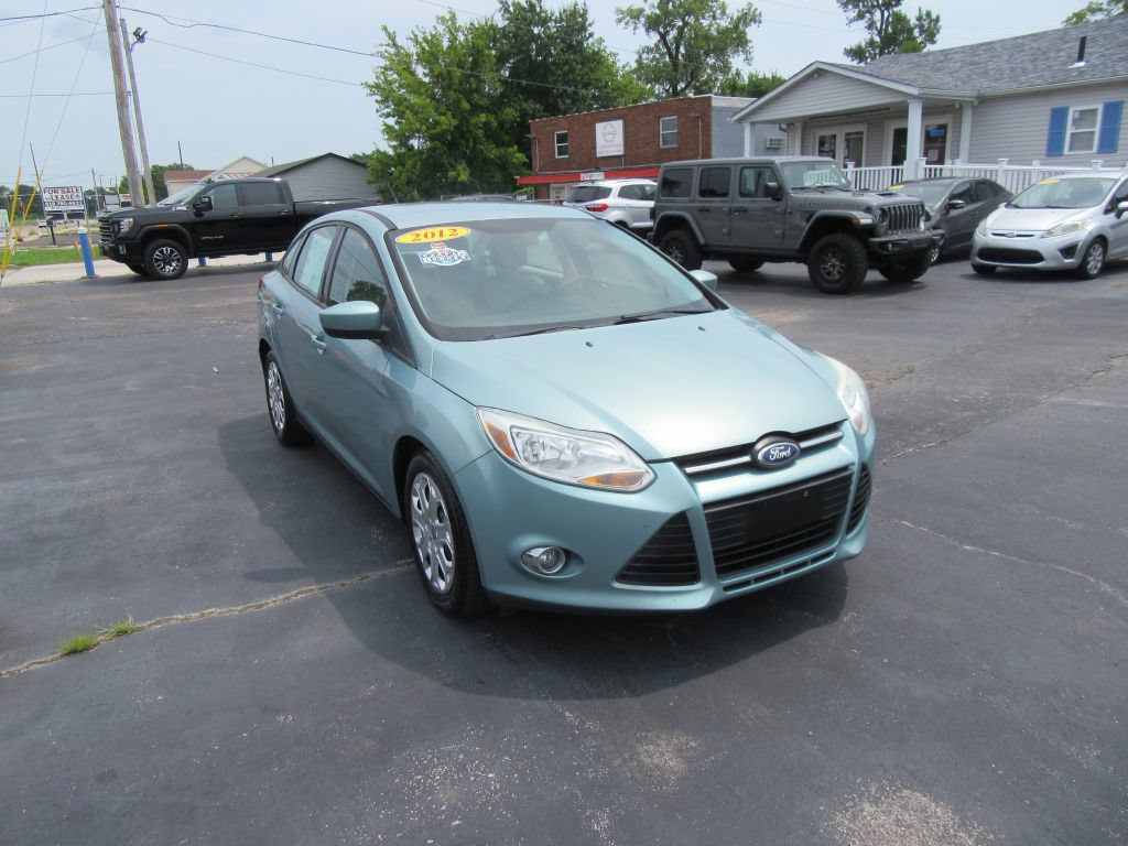 Used 2012 Ford Focus SE FWD image 3