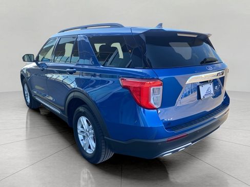 Used 2023 Ford Explorer XLT w/ Equipment Group 202A image 7