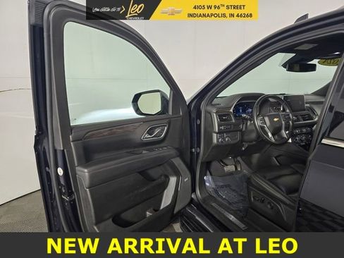 Used 2024 Chevrolet Suburban LT image 9