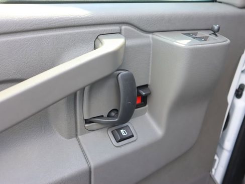 New 2025 GMC Savana 2500 w/ Driver Convenience Package image 12