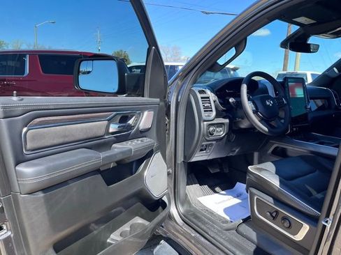 Used 2025 RAM 1500 Laramie w/ Night Edition AWD/4WD image 9