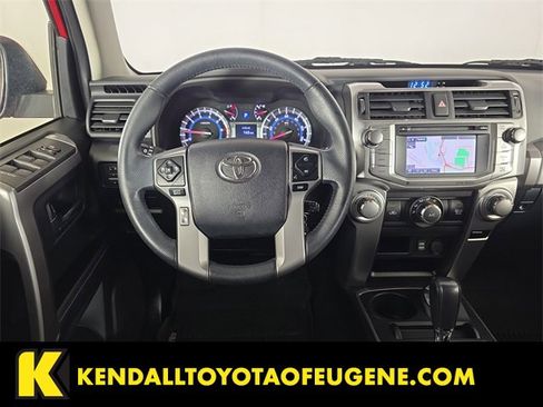 Used 2019 Toyota 4Runner SR5 Premium image 17