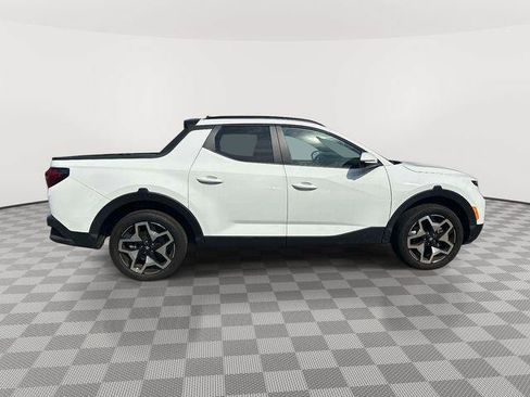 Used 2024 Hyundai Santa Cruz Limited AWD/4WD image 2