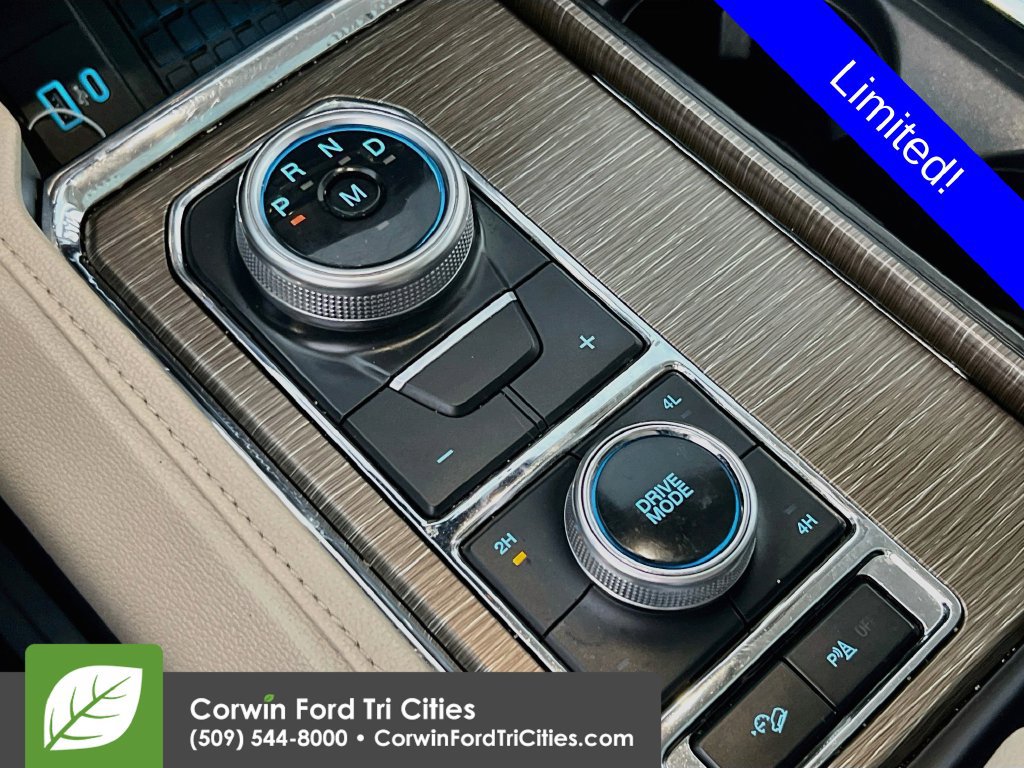 Used 2022 Ford Expedition Max Limited AWD/4WD image 9