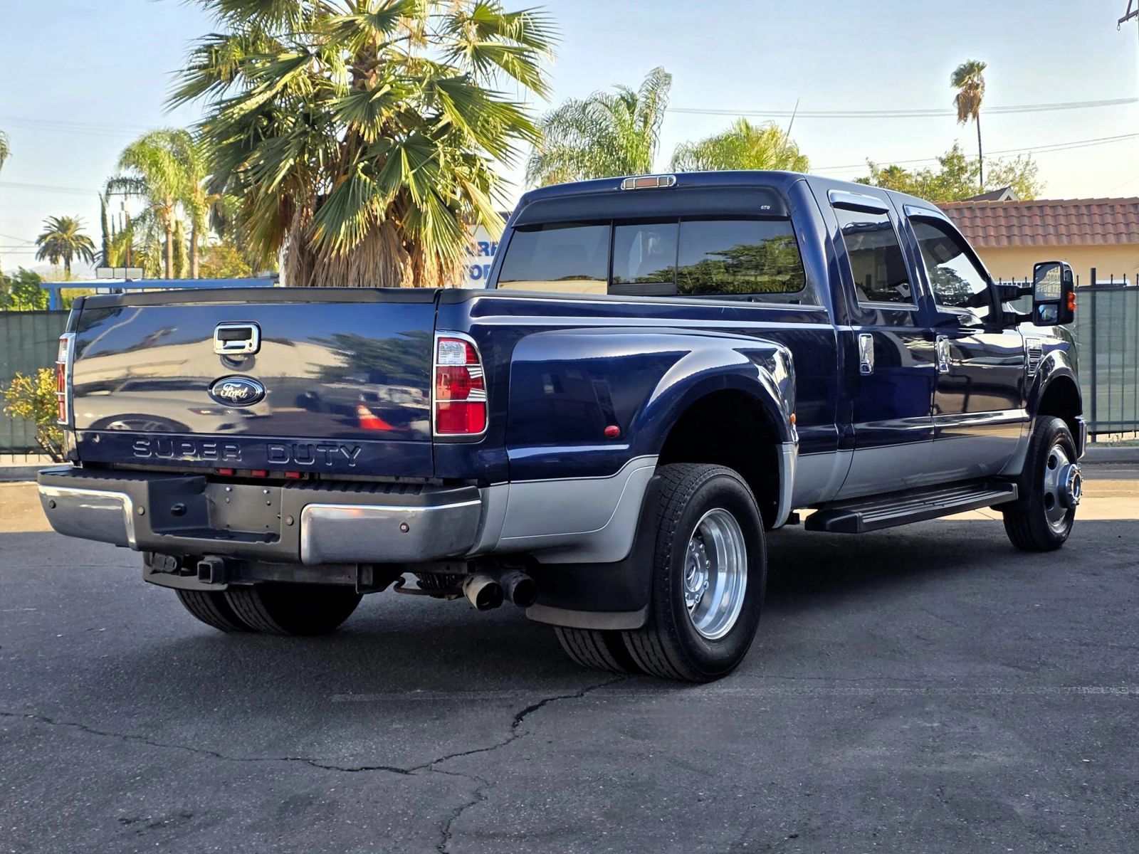 Used 2008 Ford F350 Lariat AWD/4WD image 3