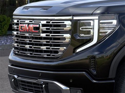 New 2026 GMC Sierra 1500 Denali w/ Denali Reserve Package image 13
