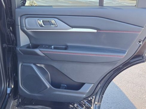 New 2026 Ford Explorer ST-Line image 8