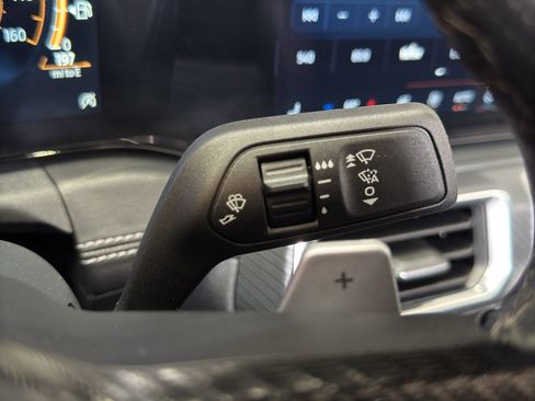 Used 2025 Ford Mustang GT Premium RWD image 22