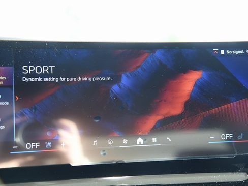 Certified 2024 BMW 530i xDrive w/ Premium Package image 30