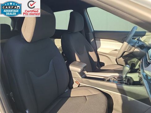 Certified 2024 Jeep Compass Sport image 40