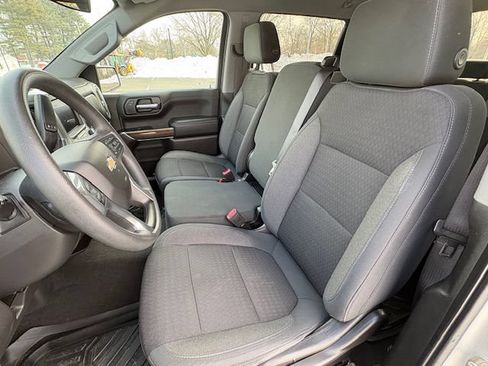 Used 2020 Chevrolet Silverado 1500 LT RWD image 12