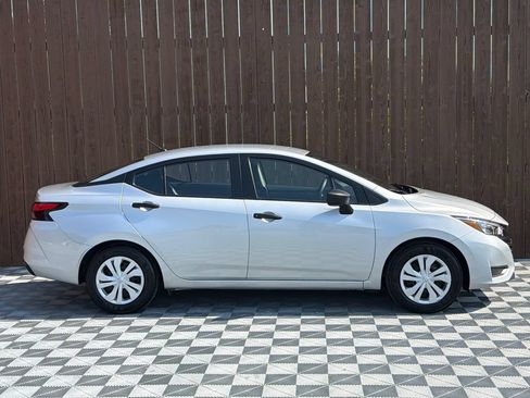 Used 2025 Nissan Versa S w/ Trunk Package FWD image 10
