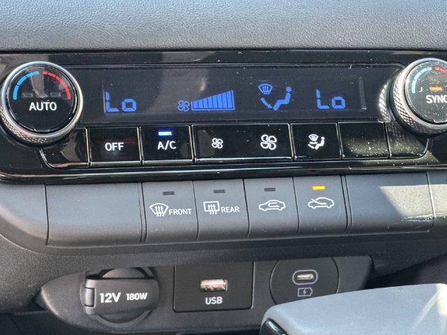 New 2026 Hyundai Elantra SEL FWD image 24