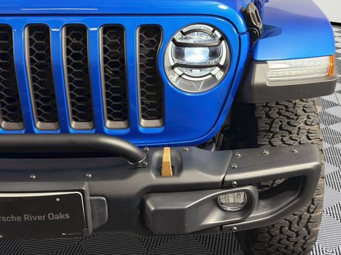 Used 2021 Jeep Wrangler Unlimited Rubicon w/ Trailer Tow Package AWD/4WD image 11