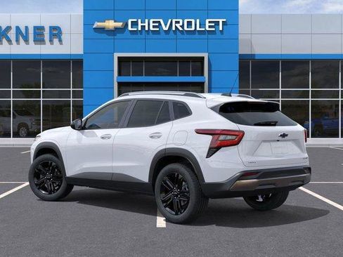 New 2026 Chevrolet Trax ACTIV image 3