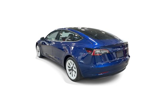 Certified 2022 Tesla Model 3 Long Range AWD/4WD image 4