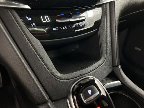 Used 2023 Cadillac XT6 Sport image 19