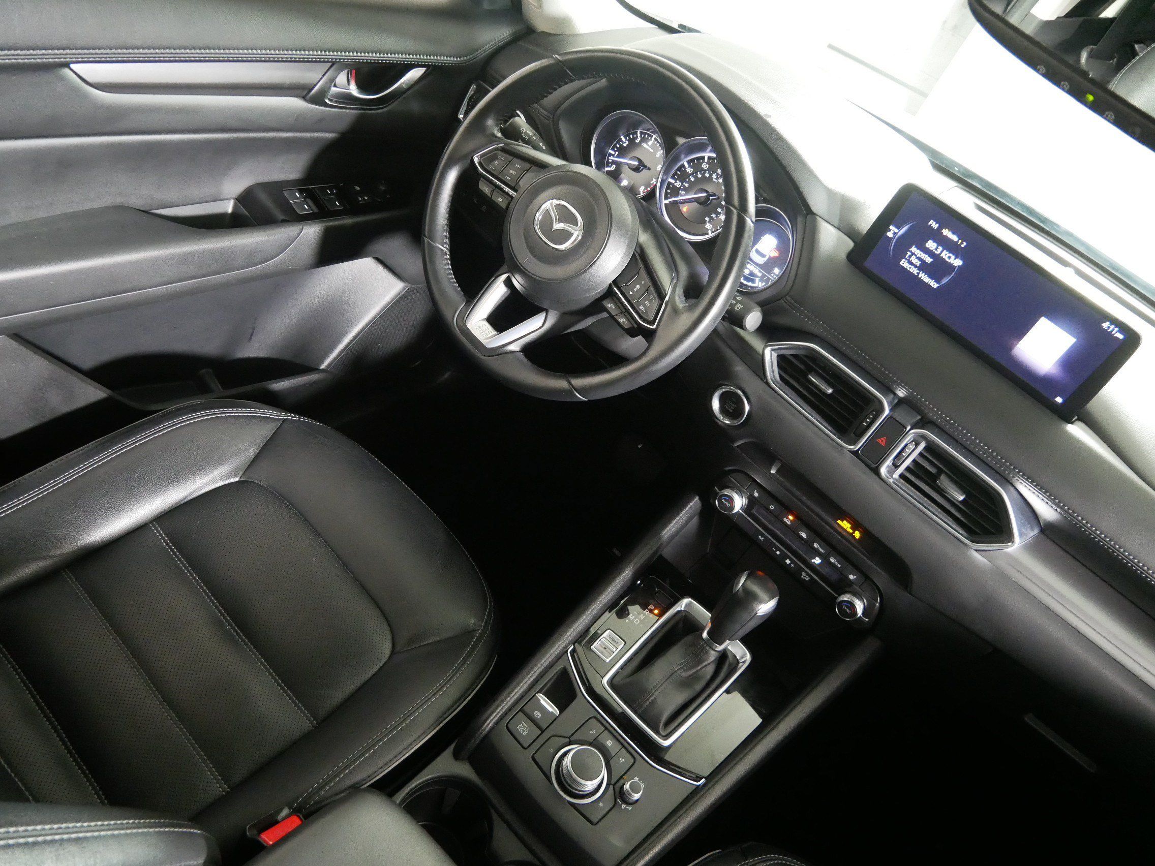 Used 2025 MAZDA CX-5 AWD 2.5 S w/ Preferred Package image 9