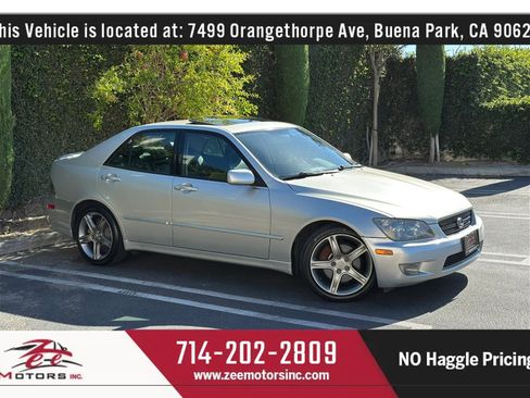 Used 2004 Lexus IS 300 RWD image 1