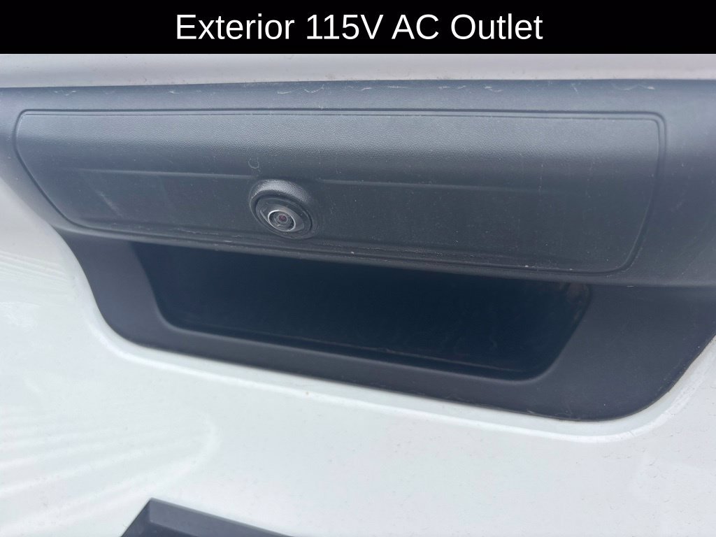 Certified 2025 RAM 2500 Tradesman AWD/4WD image 18