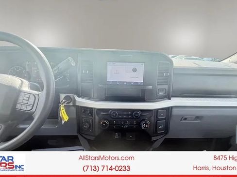 Used 2025 Ford F250 XLT AWD/4WD image 21