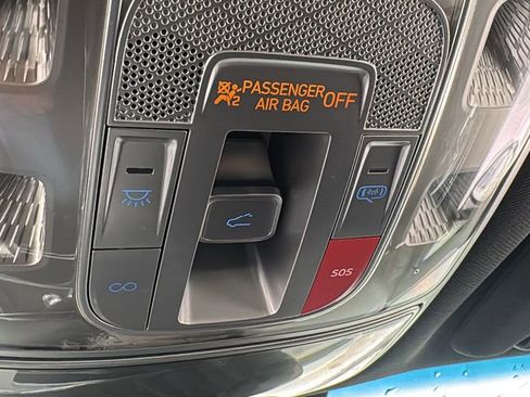 Used 2025 Genesis GV70 3.5T Sport image 31