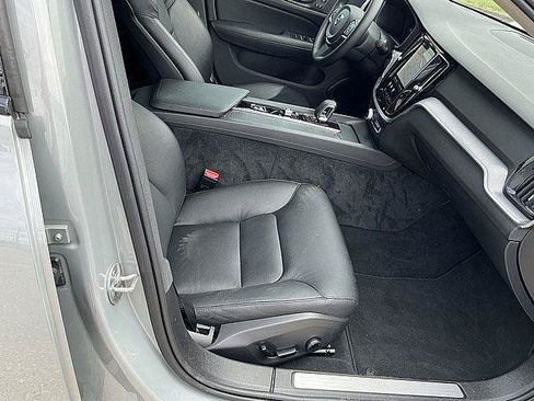 Certified 2024 Volvo S60 B5 Core AWD/4WD image 21