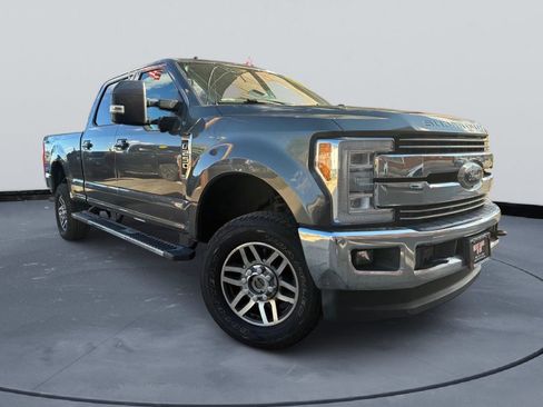 Used 2018 Ford F250 Lariat w/ Lariat Ultimate Package AWD/4WD image 21