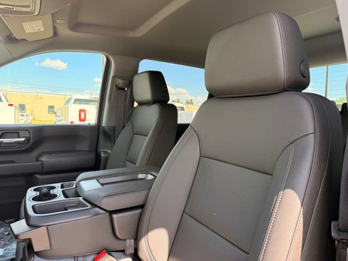 New 2026 GMC Sierra 2500 Pro w/ Convenience Package AWD/4WD image 13