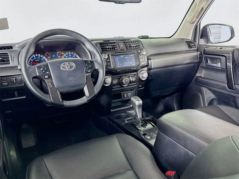 Used 2019 Toyota 4Runner TRD Off-Road Premium image 29