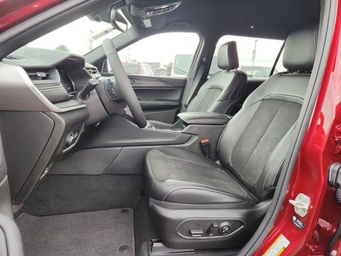 New 2023 Jeep Grand Cherokee L Laredo AWD/4WD image 6